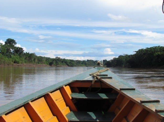 Boating on the Tambopata River, Peru. Wasai Tambopata Lodge Peru