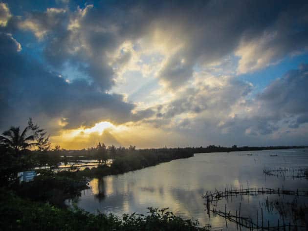 Vietnam Motorbike Hue to Hoi An