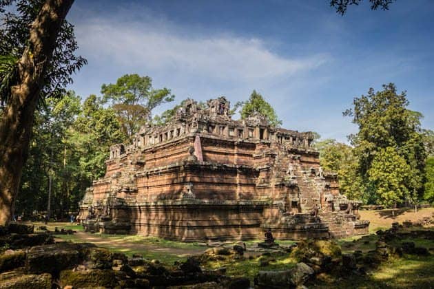 Complete Guide to Visiting Angkor Temples Cambodia
