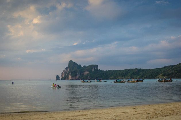 Complete Guide to the Phi Phi Islands Lo Dalum Bay