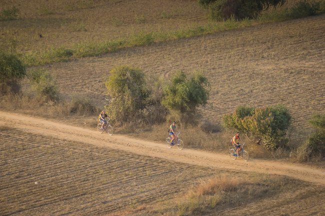 Bagan by E-bike, pedal bikes