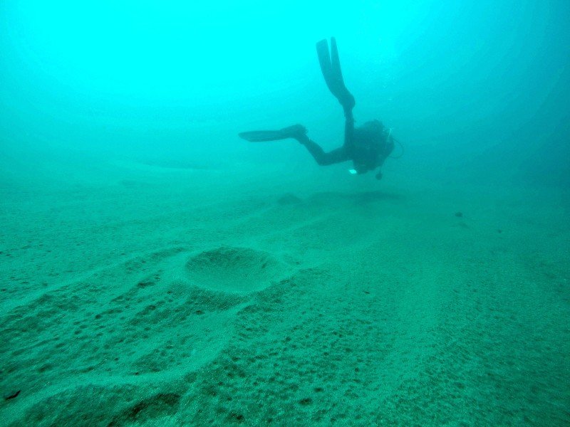 Scuba Diving Lake Malawi in 34 Underwater Photos