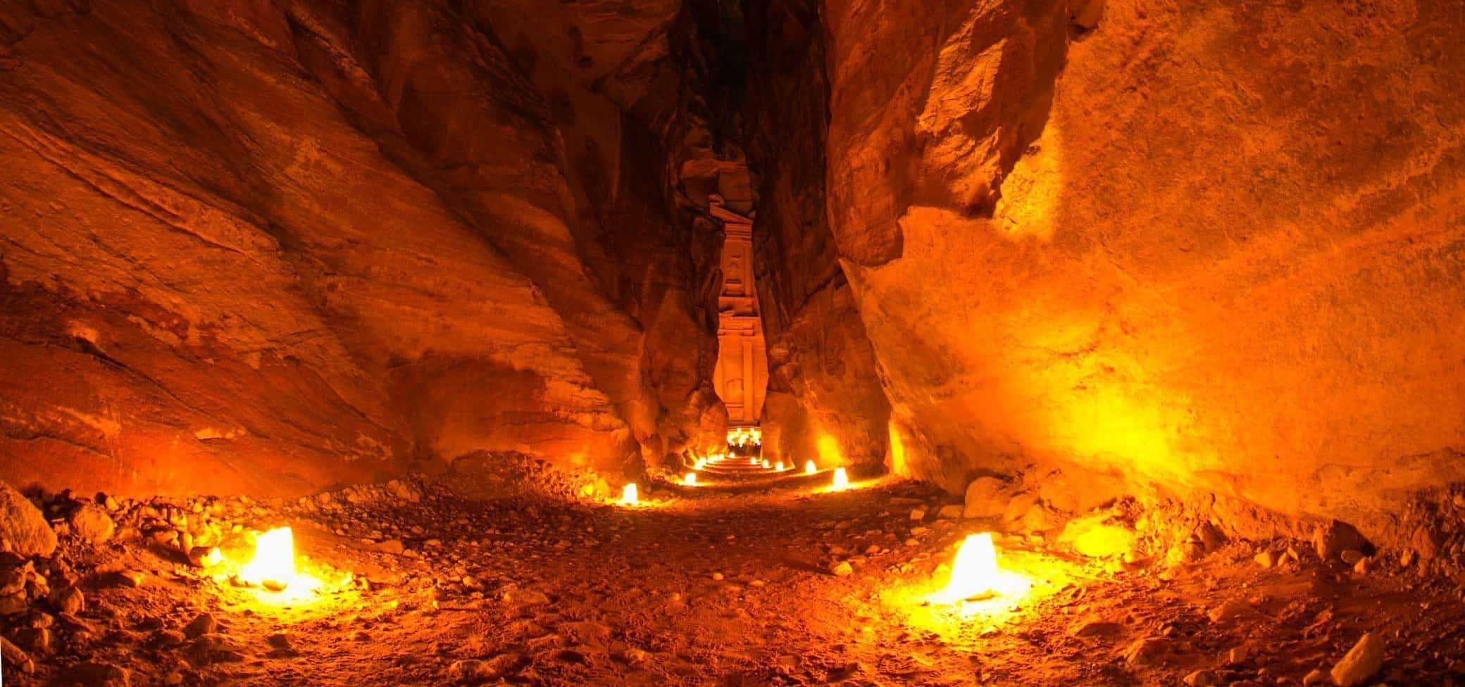 Ultimate Jordan Travel & Backpacking Guide (Tips & Advice)