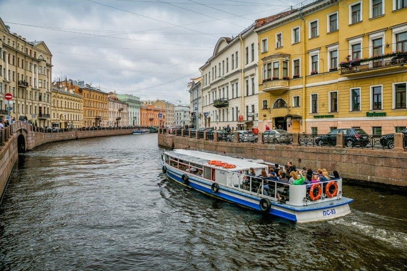 st petersburg canal cruise