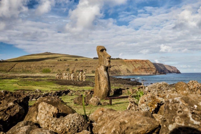 Easter Island Heads Giant Statues in the South Pacific Divergent