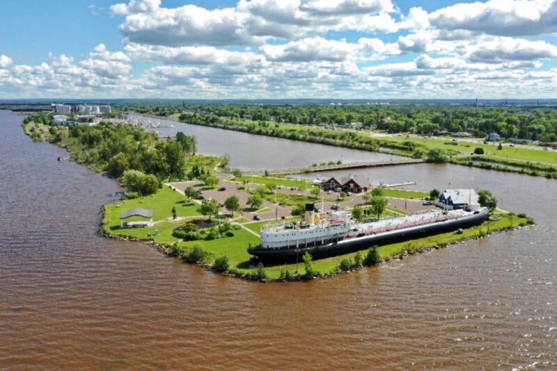 Superior, Wisconsin (Top Things to Do & Local Advice!)