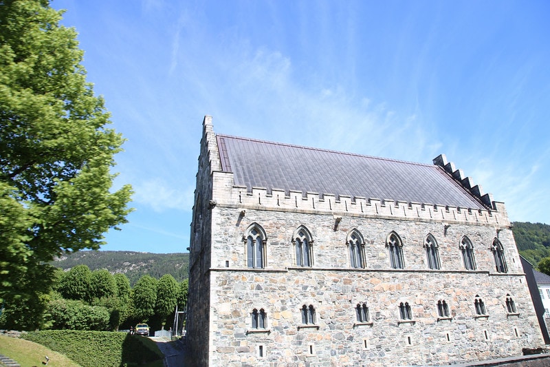 Bergenhus Fortress in Bergen - One of Norway's Oldest and Largest Fortresses  – Go Guides